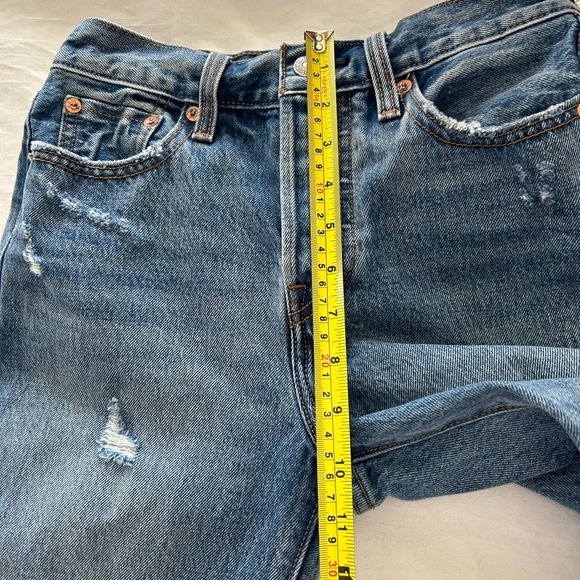 Levi’s Wedgie Straight Jeans - Picture 7 of 10